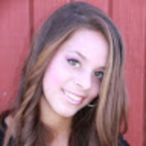 Meet your Posher, Dena